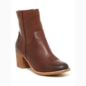 Sperry – Helena Boot size 8